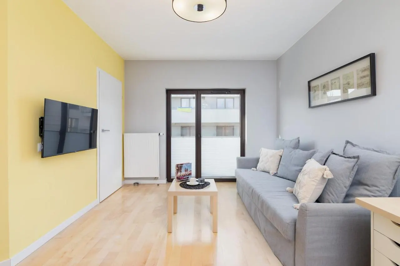 Solna Apartment With Parking Cracow By Noclegi Renters Krakow Poland