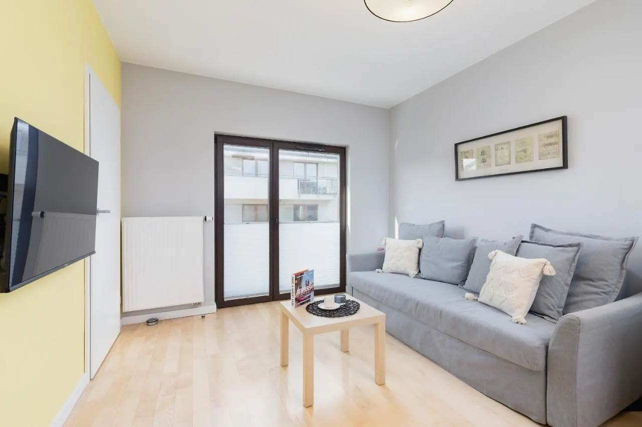 Solna Apartment With Parking Cracow By Noclegi Renters Krakow Poland