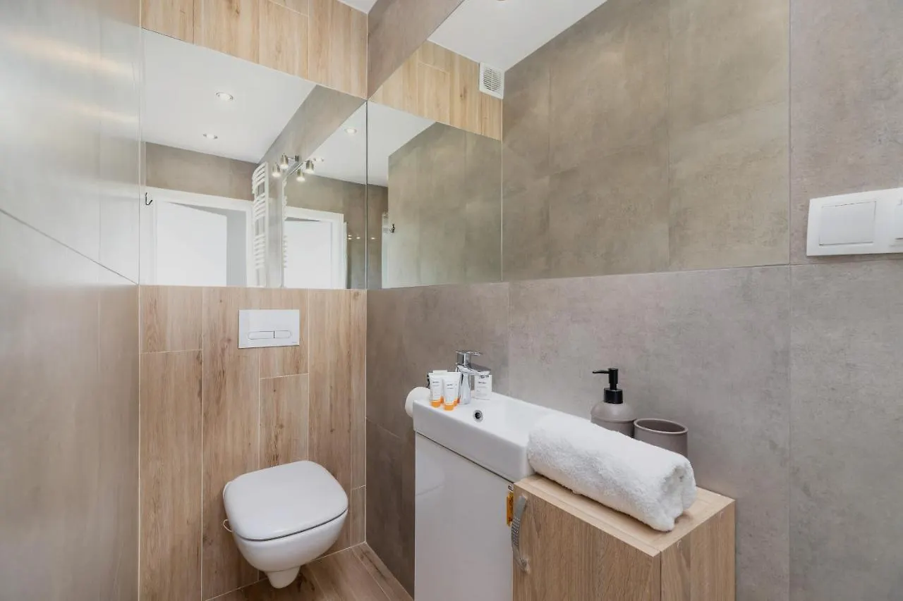 Solna Apartment With Parking Cracow By Noclegi Renters Krakow