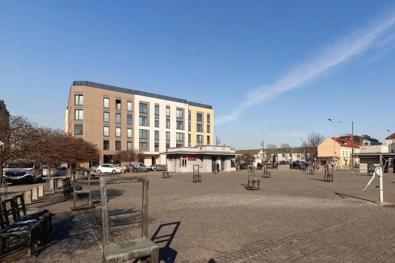 Solna Apartment With Parking Cracow By Noclegi Renters Krakow